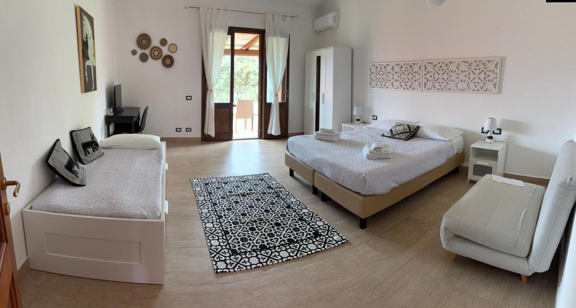 Lugh'E Luna Village Narbolia Buitenkant foto